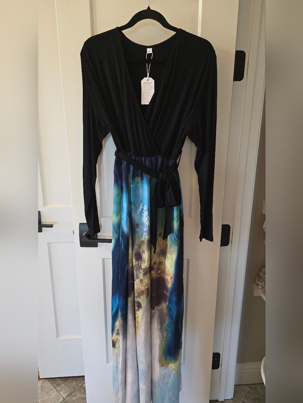NWT Black & Blue Tie-Dye Maxi Dress - Elegant V-Neck With Self Sash Belt Size XL - Picture 8 of 10